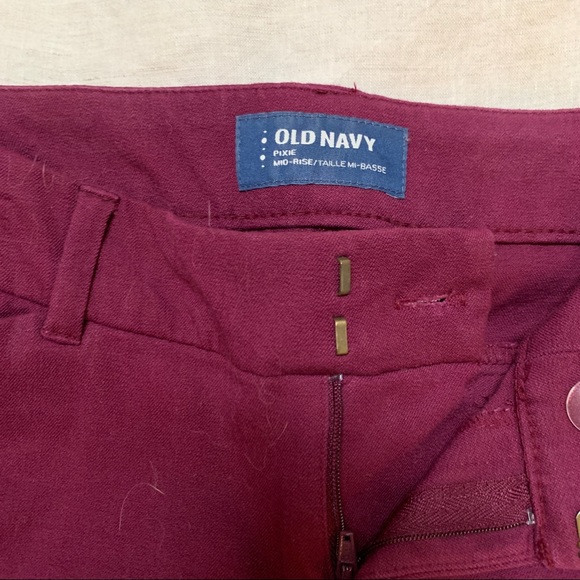 Old Navy pixie pant raspberry - Picture 3 of 3